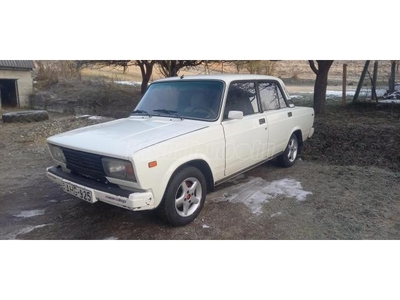 LADA 2105