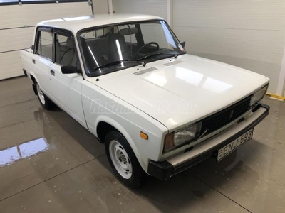 LADA 21053