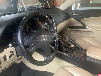 LEXUS IS 220d Comfort