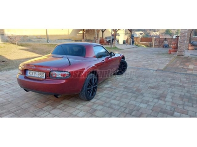 MAZDA MX-5 1.8i 16V Revolution