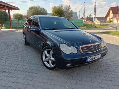 MERCEDES-BENZ C-OSZTÁLY C 180 Kompressor Avantgarde