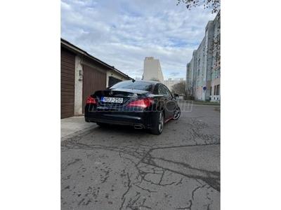 MERCEDES-BENZ CLA 180 AMG Sport 7G-DCT