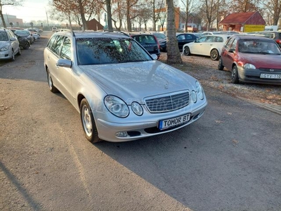 MERCEDES-BENZ E 220 T CDI Classic KITŰNŐ ÁLLAPOT-SZERVÍZKÖNYV!!!