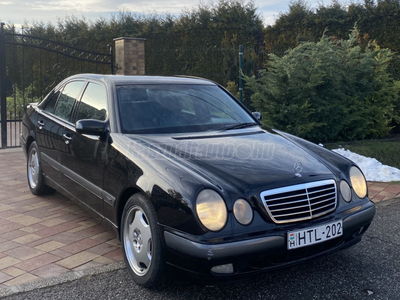 MERCEDES-BENZ E-OSZTÁLY E 280 Elegance (Automata)