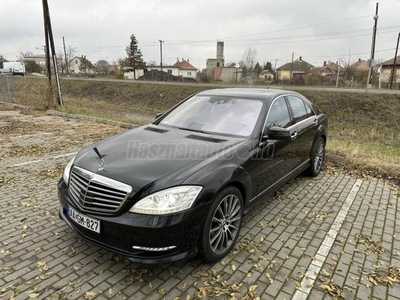 MERCEDES-BENZ S 500 4Matic BlueEFFICIENCY (Automata) Full extra.Ajtó szervó. Soft Close. Éjjelátó. Harmann Kardon