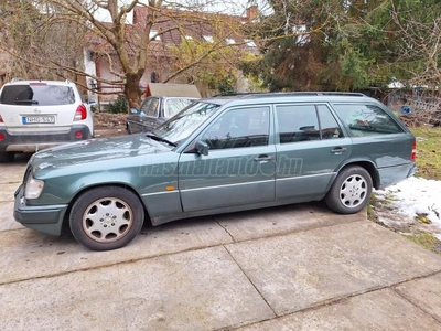 MERCEDES-BENZ W 124 E 300 D