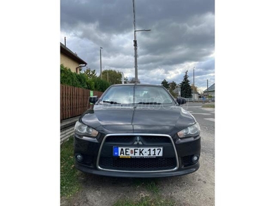 MITSUBISHI LANCER Sportback 1.6 Invite