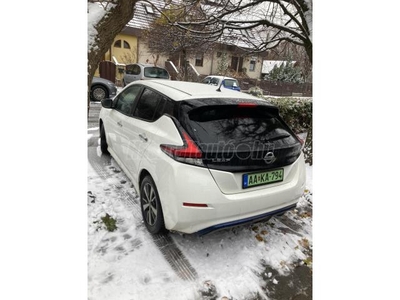 NISSAN LEAF Acenta 40kWh (Automata) ZE1