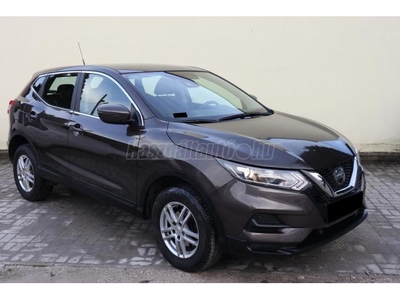 NISSAN QASHQAI 1.2 DIG-T N-Vision Xtronic Magyarországi. vezetett szervizkönyv