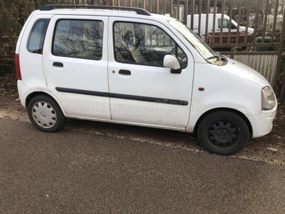 OPEL AGILA 1.2 16V Club (5 személyes )