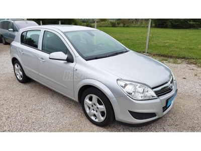 OPEL ASTRA 1.6 Essentia 112400KM.TEMPOMAT.KLÍMA.ALUFELNI