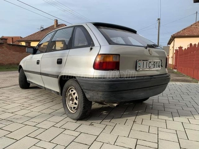 OPEL ASTRA F 1.4 GLS