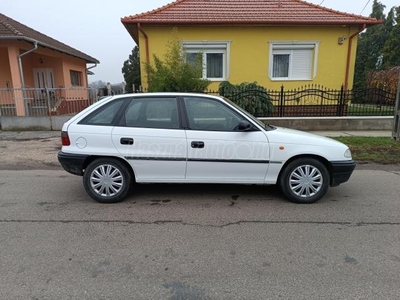 OPEL ASTRA F 1.6 Classic Start Nagyon Jó Állapotban Szervo ABS Eladó Elcserélhető