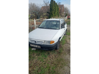 OPEL ASTRA F 1.6 GL