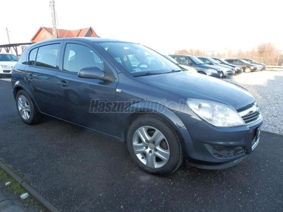 OPEL ASTRA H 1.4 Cosmo