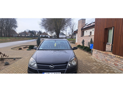 OPEL ASTRA H 1.4 Essentia