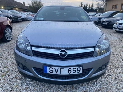 OPEL ASTRA H 1.6 GTC Essentia