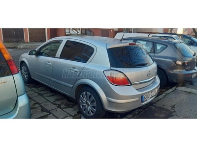 OPEL ASTRA H 1.9 CDTI Essentia