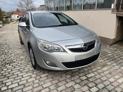 OPEL ASTRA J 1.4 Selection Kormányfűtés.Ülésfűtés.2011