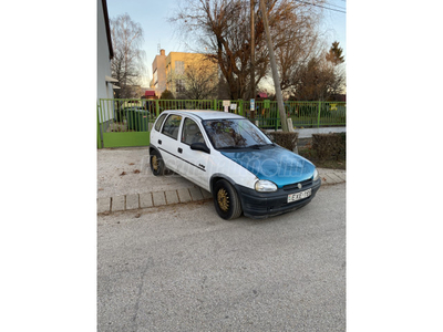 OPEL CORSA B 1.2i Swing