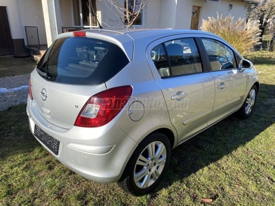 OPEL CORSA D 1.2 Cosmo