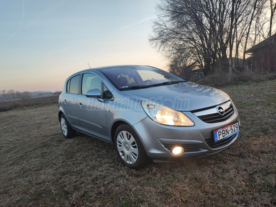 OPEL CORSA D 1.4 Cosmo