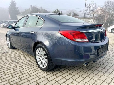 OPEL INSIGNIA 2.0 T Cosmo (Automata) FULL-BŐR-DIGIT-ALU-PDC-NAPFÉNYTETŐ-VHOROG-KITŰNŐ