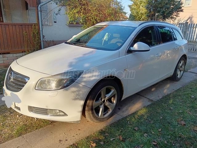 OPEL INSIGNIA Sports Tourer 2.0 CDTI Edition