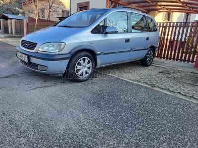 OPEL ZAFIRA 1.6 16V Comfort