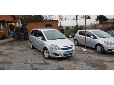 OPEL ZAFIRA B 1.8 Cosmo 1.8 benzin. 167000 km.. 7 személy. vonóhorog. ülésfűtés. téli-nyári kerékgarnitú