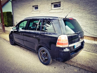 OPEL ZAFIRA B 1.8 Cosmo