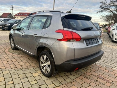 PEUGEOT 2008 1.6 e-HDi Allure PANORÁMATETŐ - TEMPOMAT - NAVI - BŐR/SZÖVET BELSŐ