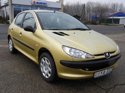 PEUGEOT 206 1.1 Open