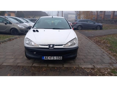 PEUGEOT 206 1.1 Profil 147000 KM