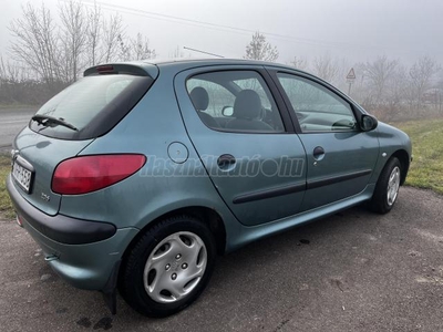 PEUGEOT 206 1.1 Profil