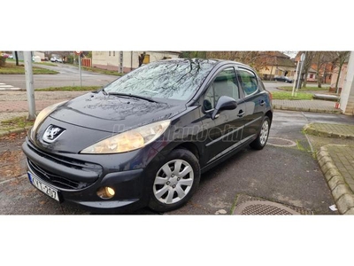 PEUGEOT 207 1.4 16V Sporty