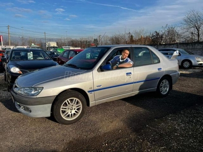 PEUGEOT 306 1.4 Saint-Tropez