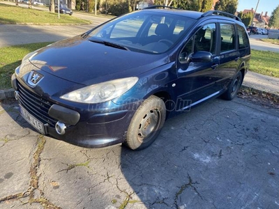 PEUGEOT 307 1.6 HDi D-Sign