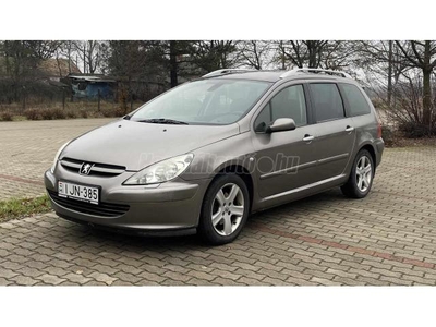 PEUGEOT 307 SW 1.6 Presence Gyári Magyar autó nem kinti Vallos Leinformálható km!!