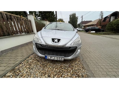 PEUGEOT 308 1.6 HDi Confort Pack