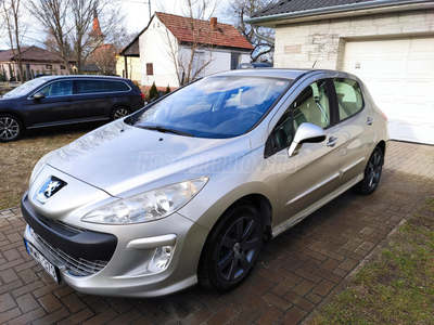 PEUGEOT 308 1.6 HDi Premium