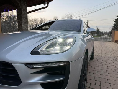 PORSCHE MACAN S PDK + gyári télikerék garnitúra