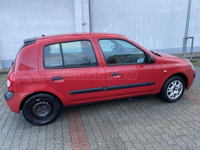 RENAULT CLIO 1.2 16V Azure