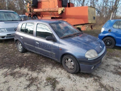 RENAULT CLIO 1.4 16V Tech Run