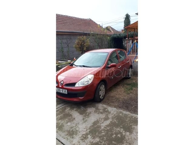 RENAULT CLIO 1.5 dCi Authentique