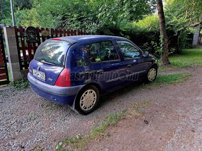 RENAULT CLIO 1.9 DTi RN