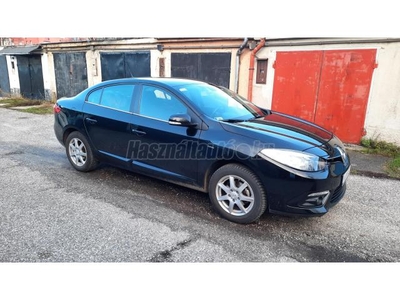 RENAULT FLUENCE 1.6 Limited 1. Tulajdonostól 60000 km