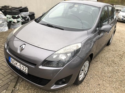 RENAULT GRAND SCENIC Scénic 1.5 dCi TomTom Megkímélt.jó állapot