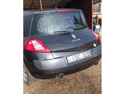 RENAULT MEGANE 1.4 Authentique