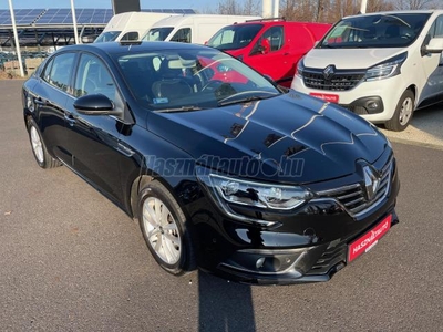 RENAULT MEGANE GrandCoupé 1.5 Blue dCi Intens EDC